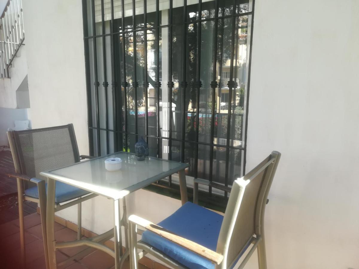 Burriana Holiday Apartments 네르하 외부 사진